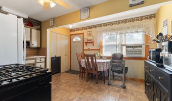 10 Tanglewood Rd, Albany, NY 12205