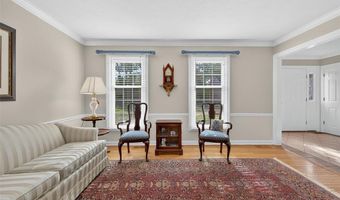 1351 Rusticview Dr, Ballwin, MO 63011