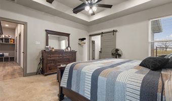 170 Rolling Hills Blvd, Alvord, TX 76225