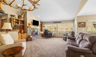 11056 Snake River Rd, Asotin, WA 99402