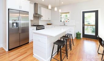 27 Ruslan Dr, Asheville, NC 28806