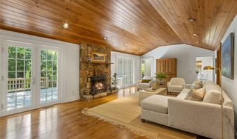 424 Split Rail Row, Highlands, NC 28741