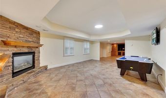 5035 Towne Lake Hls N, Woodstock, GA 30189
