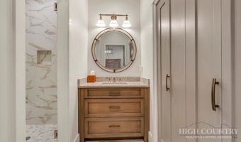 30 Crestview Ln, Banner Elk, NC 28604