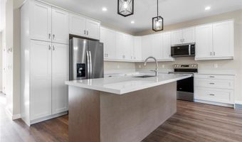 1720 Summer Ln NE, Alexandria, MN 56308
