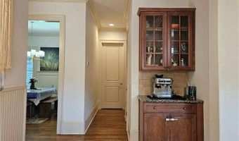 10924 Waters Rd, Alpharetta, GA 30022