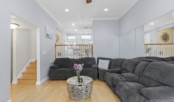 192 Clubhouse Dr, Middletown, NJ 07748