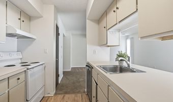 2411 Packard St 53E, Ann Arbor, MI 48104