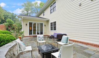 5104 BIRCH Ln, Annandale, VA 22003