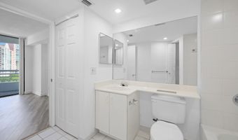3300 NE 192ND St 915, Aventura, FL 33180