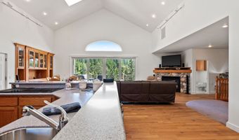181 Sylvan Dr, Bigfork, MT 59911