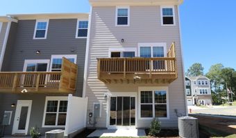 2732 Hunter Woods Dr, Apex, NC 27502