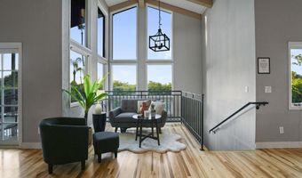 6829 Corintia St, Carlsbad, CA 92009