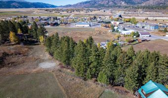 682 OVERLOOK Cir, Alpine, WY 83128