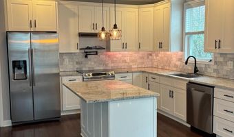 6445 FIRST St, Alexandria, VA 22312