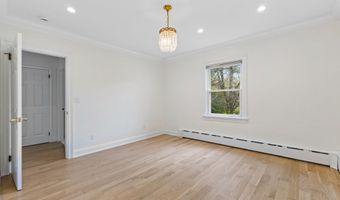 11 Gregory Rd, Cos Cob, CT 06807