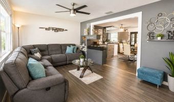 1050 Blackwood St, Altamonte Springs, FL 32701