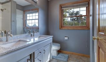W6655 ELMVIEW Drive, Appleton, WI 54915