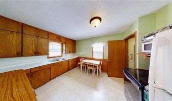 1223 James Ave, Albert Lea, MN 56007