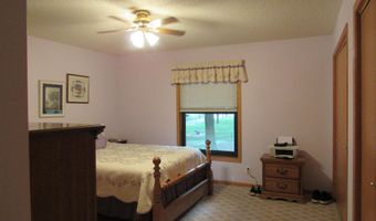 709 W 17th Dr, Arkdale, WI 54613