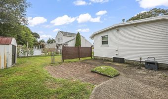 17 Cedar Ave, North Middletown, NJ 07748
