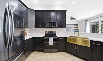 515 VILLA TREVISO Ct, Apollo Beach, FL 33572