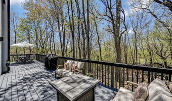 25 Arciel Dr, Albrightsville, PA 18210