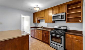7650 Lexington Dr, Biloxi, MS 39532