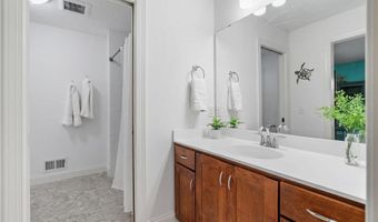 405 Riverside Cir, Anoka, MN 55303