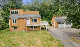 7 Tamarack Dr, Clinton, CT 06413