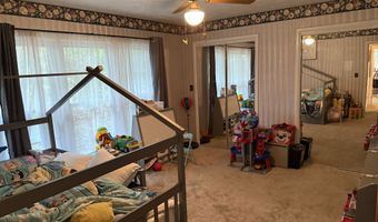 28 Cambridge Ct, Anderson, IN 46012