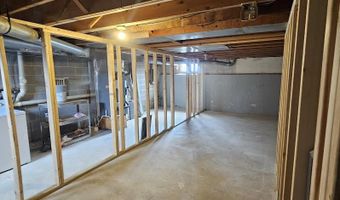 33 FIELDSTONE Ct, Dover, DE 19904