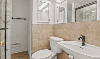 816 E Mayfair Rd, Arlington Heights, IL 60005