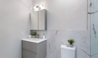 1516 E CAPITOL St NE 9, Washington, DC 20003