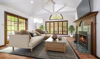 200 Chipman Dr, Cheshire, CT 06410