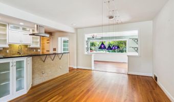 9819 PARKWOOD Dr, Bethesda, MD 20814