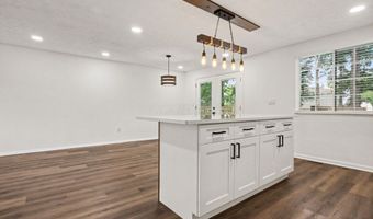3861 Orange Blossom Ln, Columbus, OH 43230