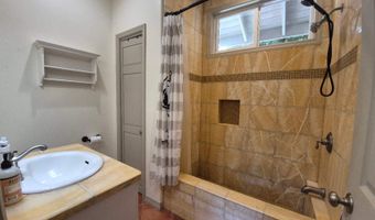 55 Palulu Way Unit A, Haiku, HI 96708