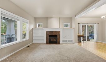 1374 NW Fort Clatsop St, Bend, OR 97703
