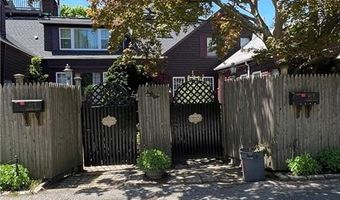 167 Coggeshall Ave B, Newport, RI 02840
