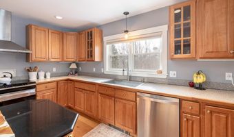 67 Kline Rd, Center Harbor, NH 03226