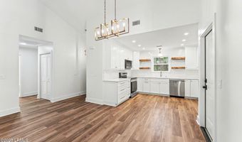 10 Chesterfield Lake Dr, Beaufort, SC 29906