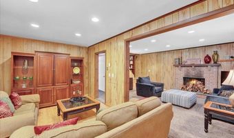 748 Towamensing Trl, Albrightsville, PA 18210