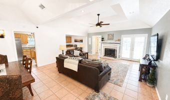 1402 S Saunders St, Aransas Pass, TX 78336