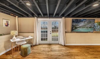 141 Kittredge Rd, Bangor, ME 04401