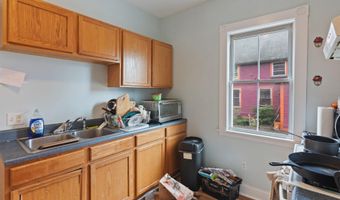 311-315 N Winooski Ave, Burlington, VT 05401
