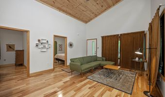 3786 Shoemaker Rdg, Beattyville, KY 41311