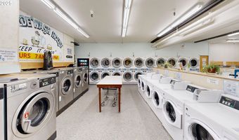 97900 SHOPPING CENTER Ave, Brookings, OR 97415