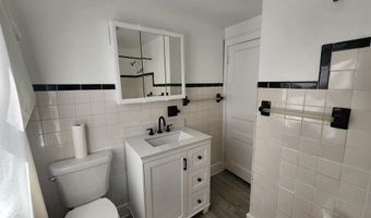 112 N. State St, Athens, WV 24712