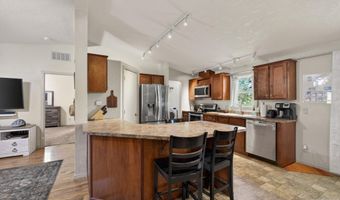 107 S Van Wyck Ave, Cascade, ID 83611